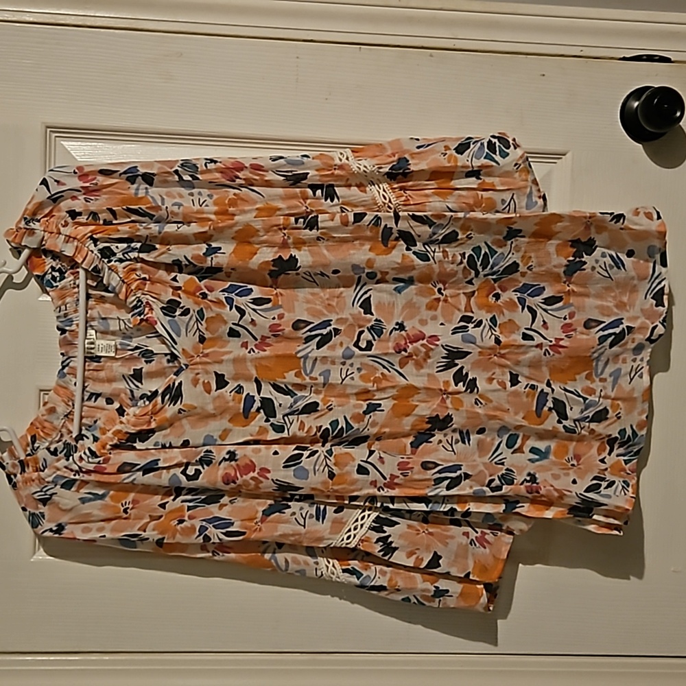 SPENSE FLORAL BELLSLEEVE TOP L